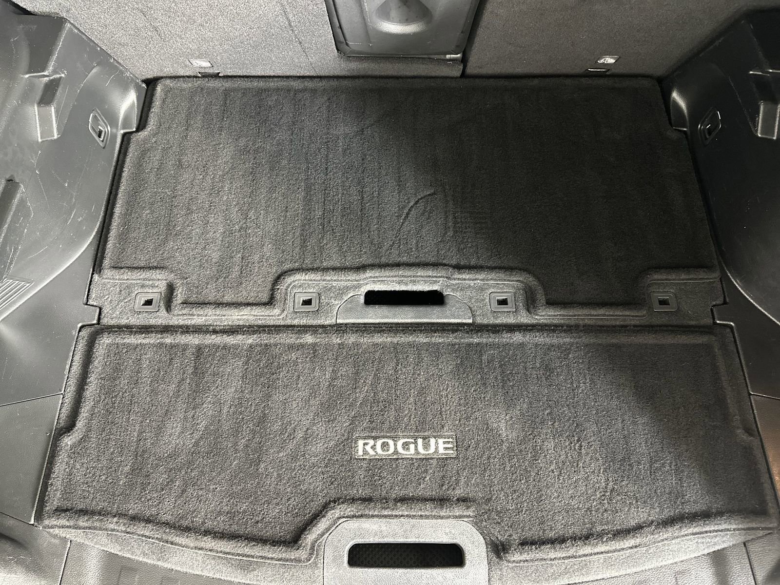 Used 2016 Nissan Rogue SL image 29