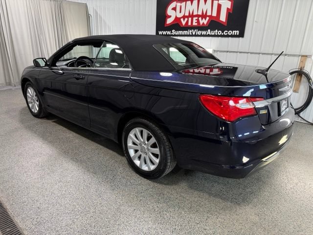 Used 2012 Chrysler 200 Touring FWD image 10
