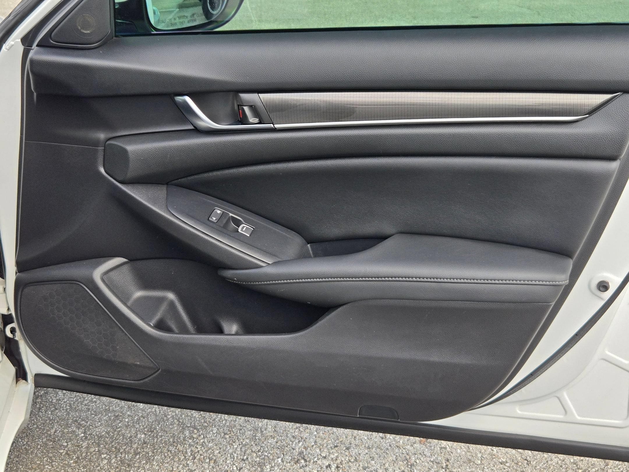 Used 2020 Honda Accord Sport image 28