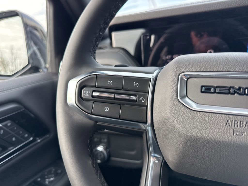 New 2026 GMC Yukon XL Denali image 17