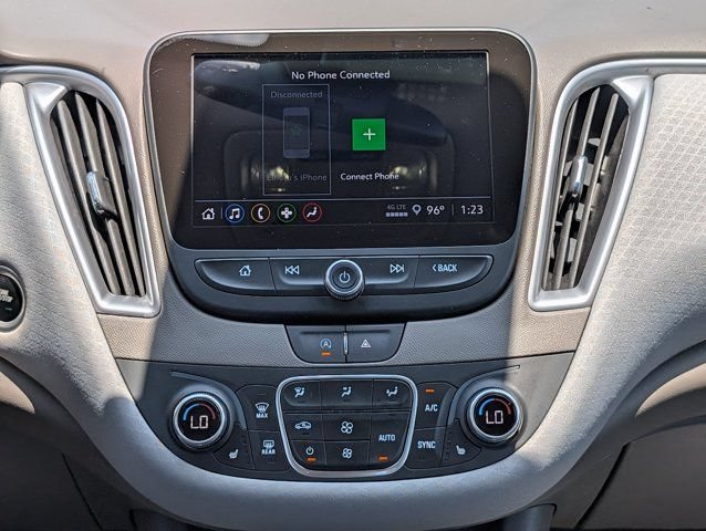 Used 2025 Chevrolet Malibu LT FWD image 16