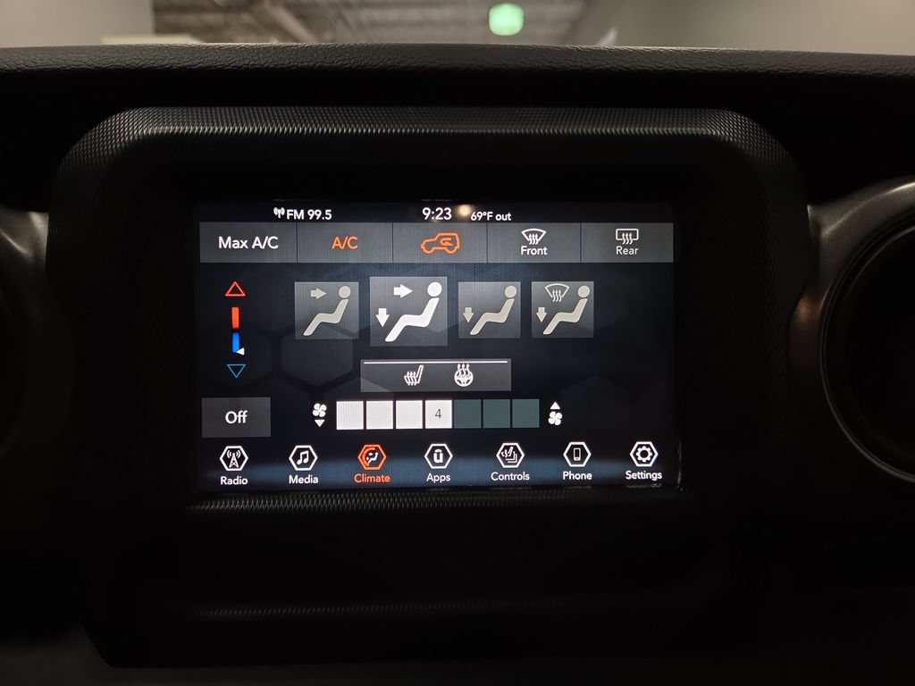 Used 2023 Jeep Wrangler Sport AWD/4WD image 32