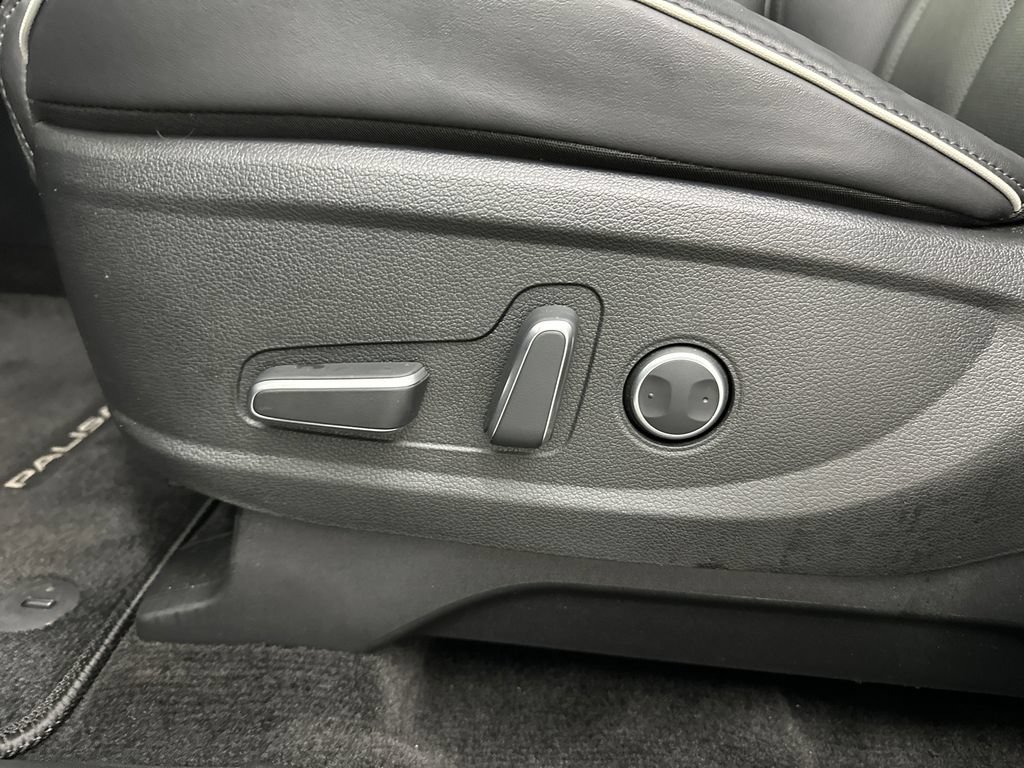 Used 2025 Hyundai Palisade SEL FWD image 10