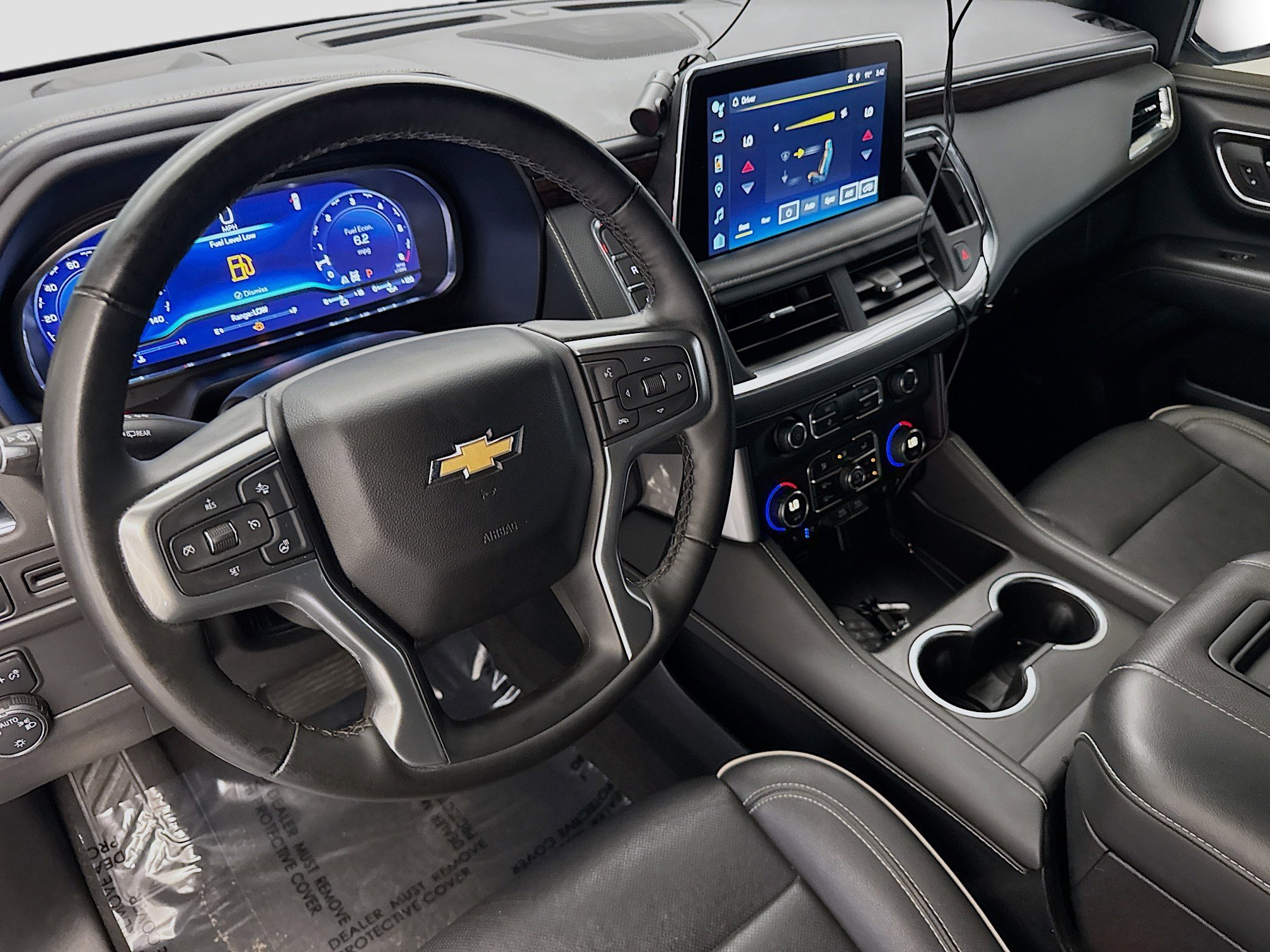 Used 2024 Chevrolet Suburban Premier image 7