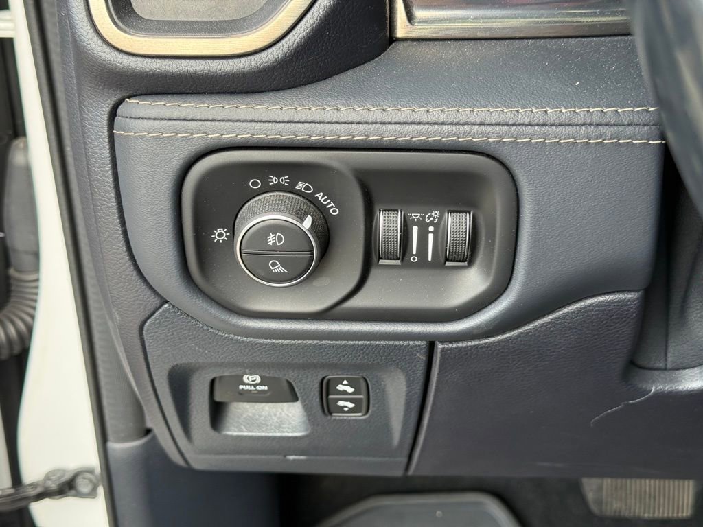 Used 2020 RAM 1500 Limited AWD/4WD image 20