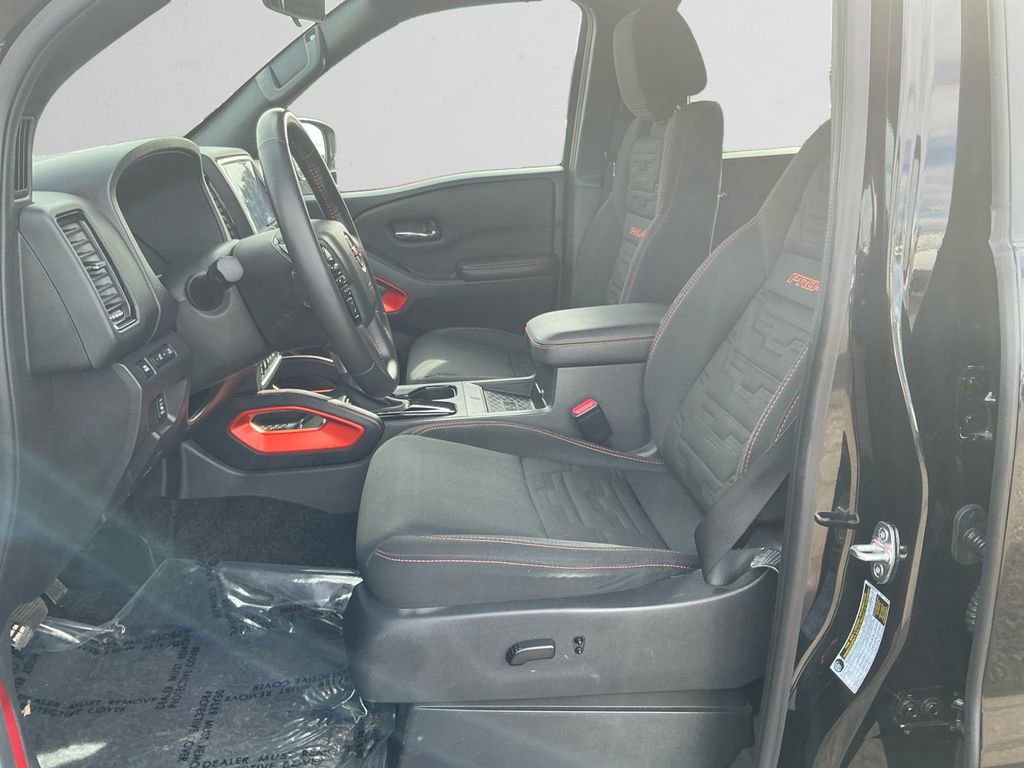 Used 2023 Nissan Frontier PRO-4X w/ Pro Convenience Package image 9