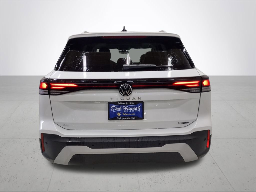 New 2026 Volkswagen Tiguan SE image 11