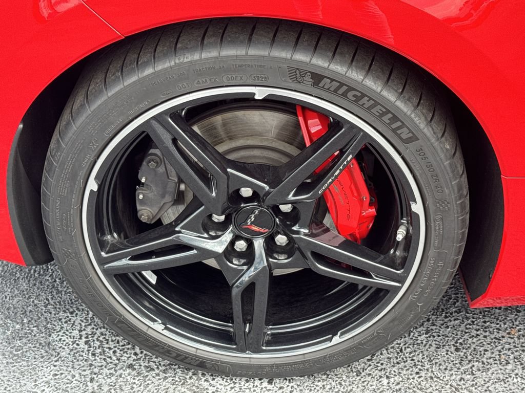 Used 2020 Chevrolet Corvette Stingray Preferred Cpe w/ 2LT Preferred Equipment Group RWD image 15