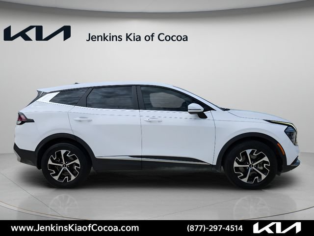 Certified 2025 Kia Sportage EX FWD image 3