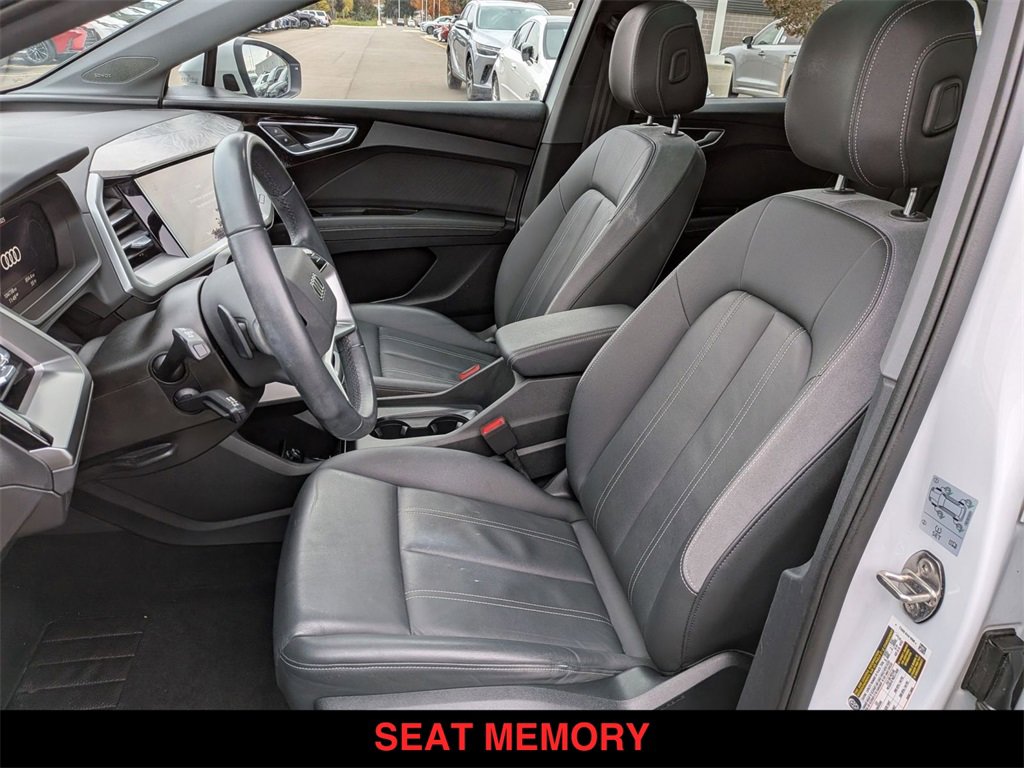 Used 2023 Audi Q4 e-tron Premium Plus image 3