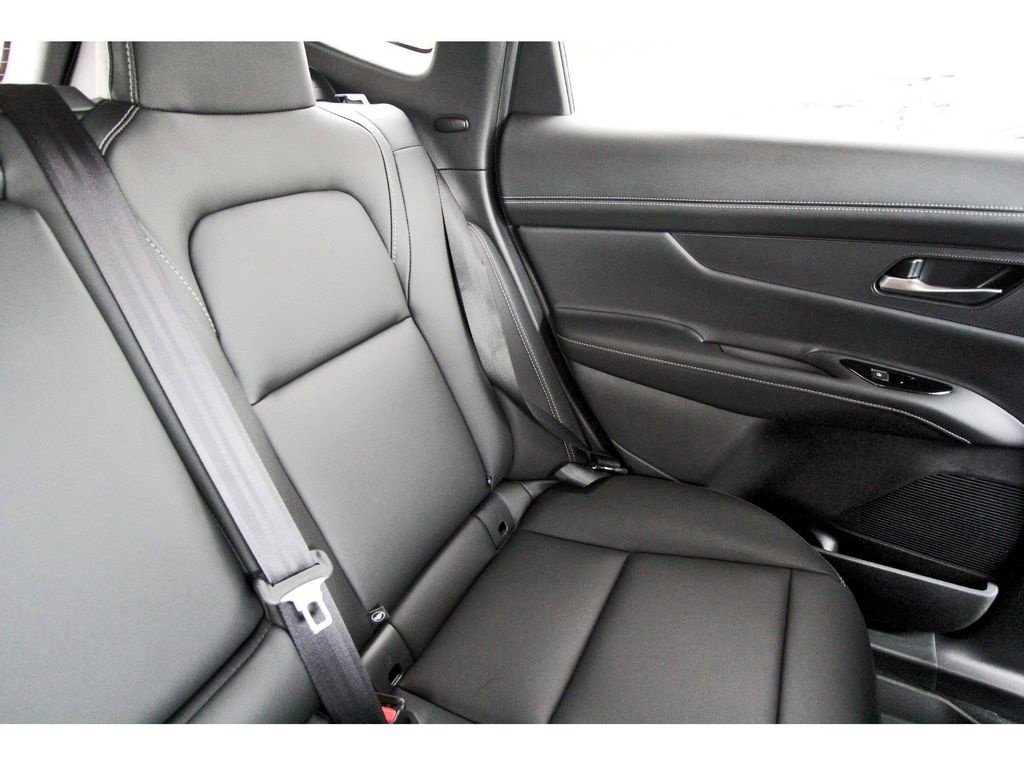 New 2025 Nissan Murano SL image 12