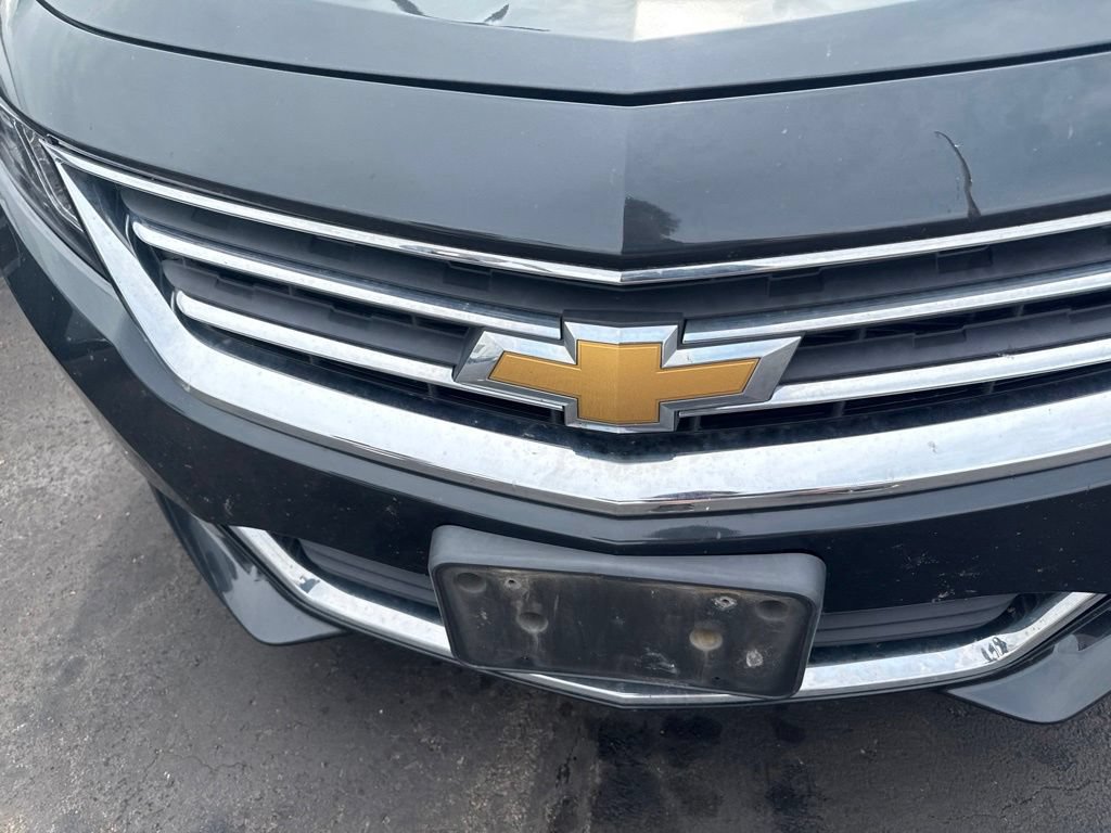 Used 2015 Chevrolet Impala LT w/ Convenience Package FWD image 10