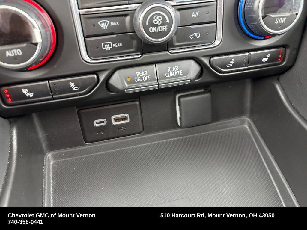 Used 2023 Chevrolet Suburban Z71 w/ Luxury Package image 36