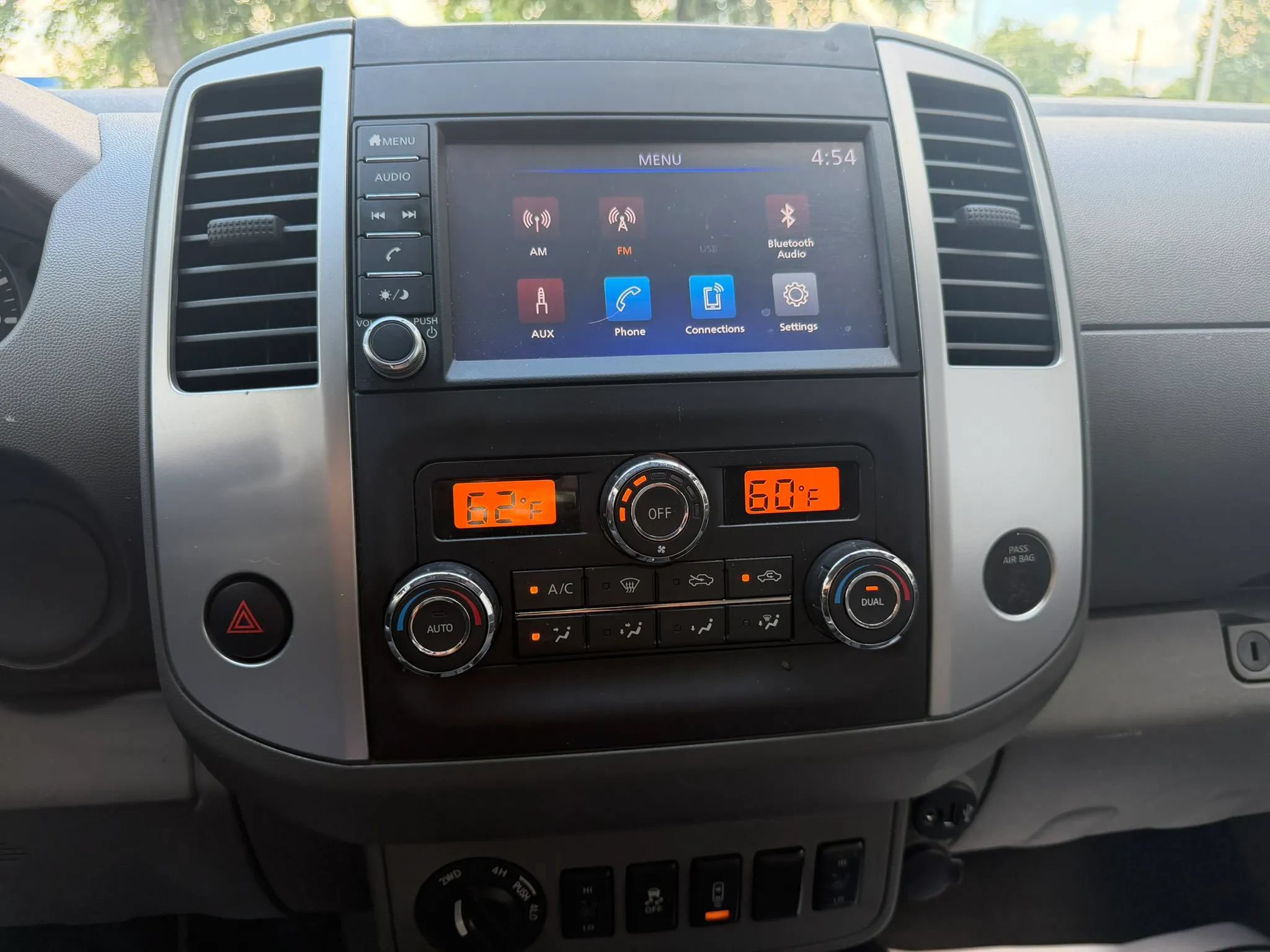 Used 2020 Nissan Frontier SV w/ Midnight Edition Floor Mats AWD/4WD image 25