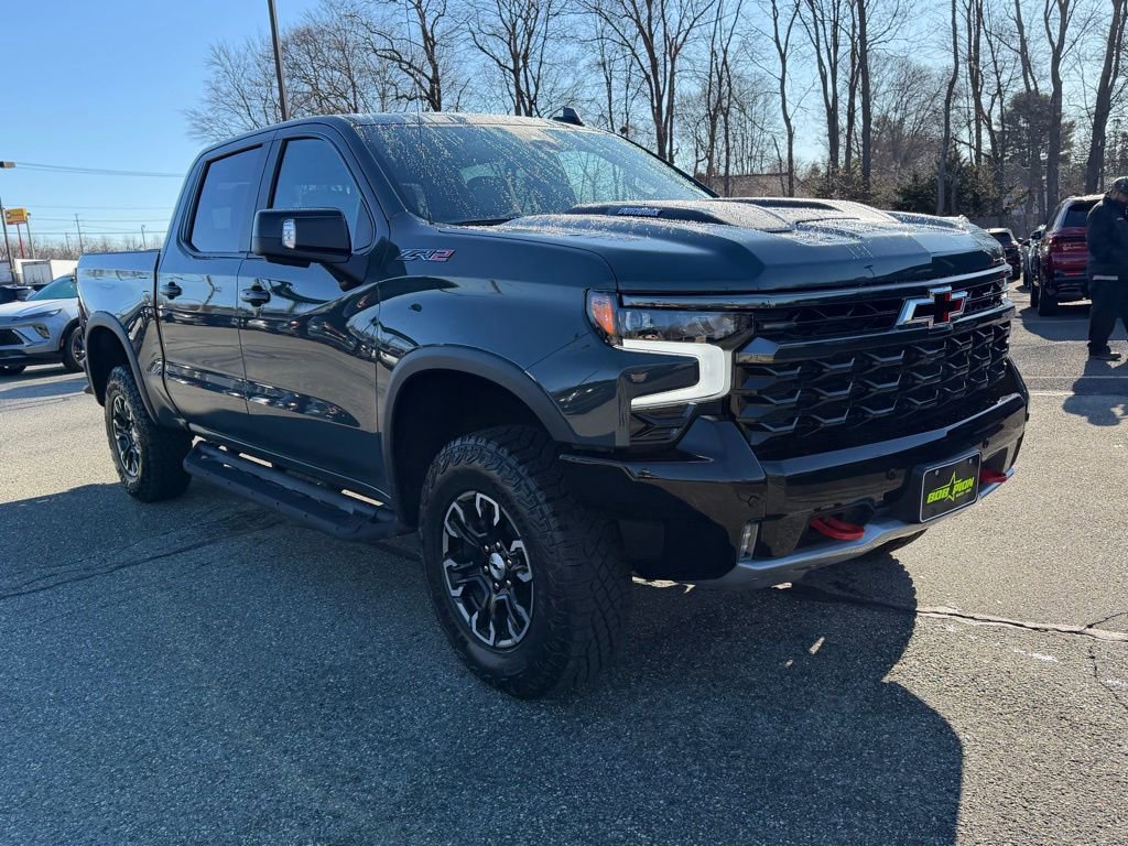 Used 2025 Chevrolet Silverado 1500 ZR2 w/ Technology Package image 6