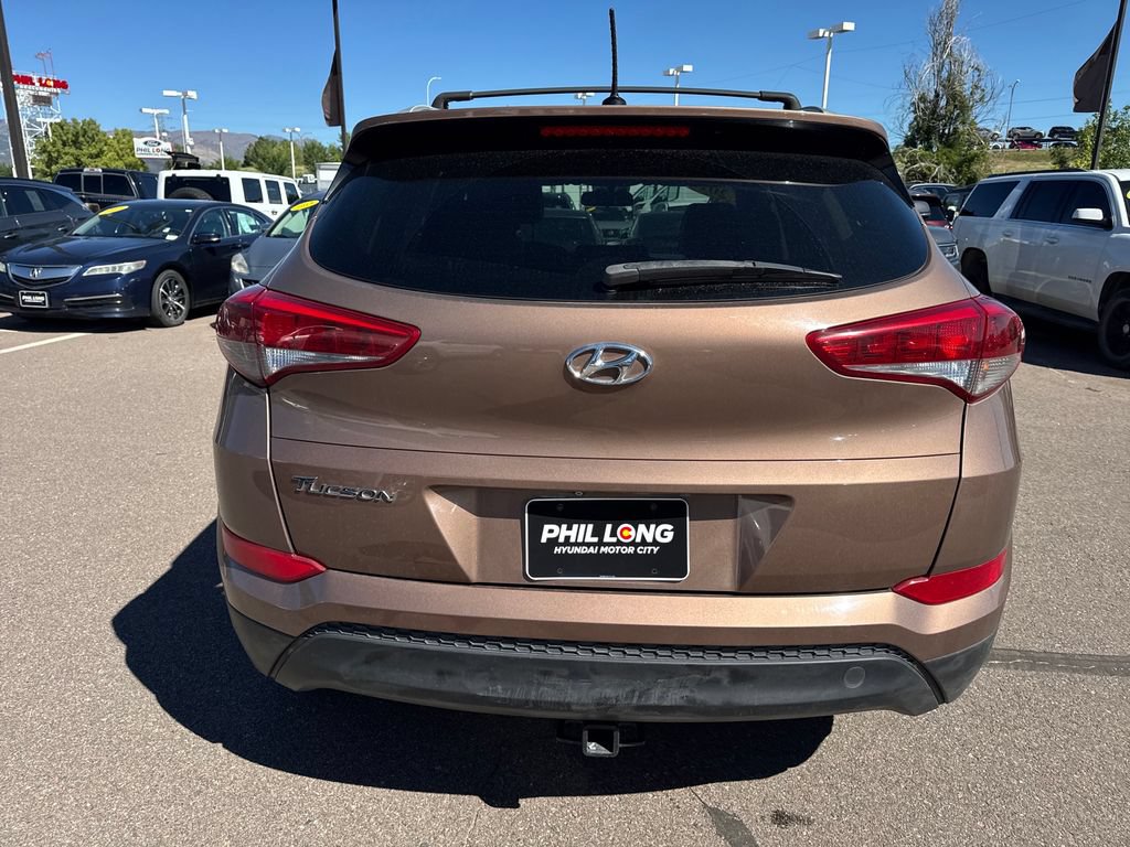 Used 2017 Hyundai Tucson SE w/ SE Popular Package 02 FWD image 6