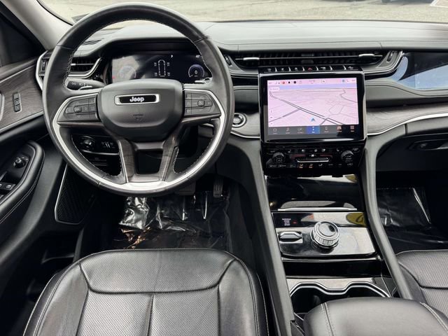 Used 2022 Jeep Grand Cherokee L Limited w/ Luxury Tech Group II image 19