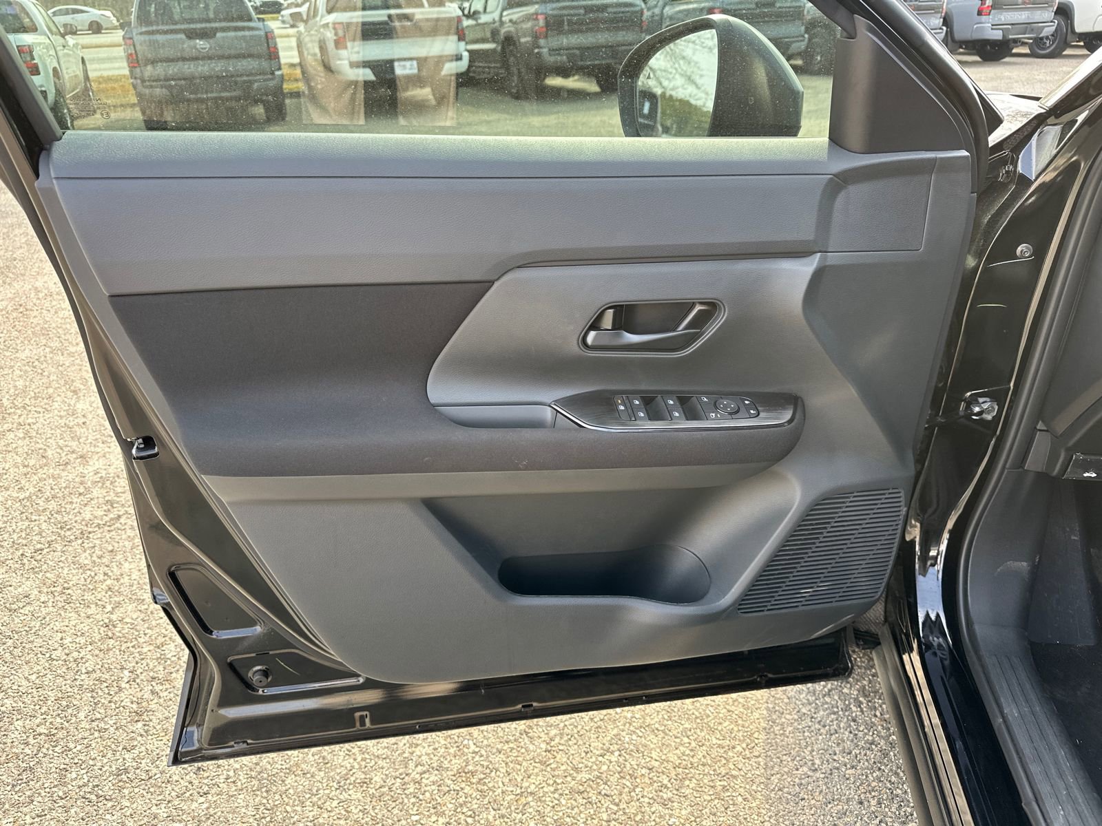 New 2026 Nissan Kicks S image 8