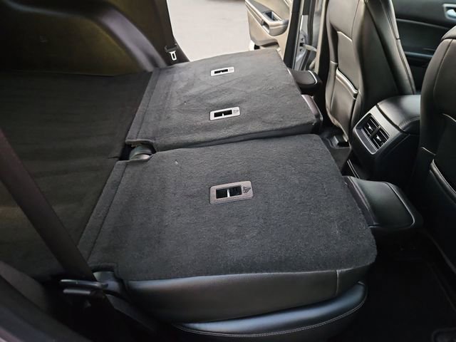 Used 2023 Ford Edge SEL image 37