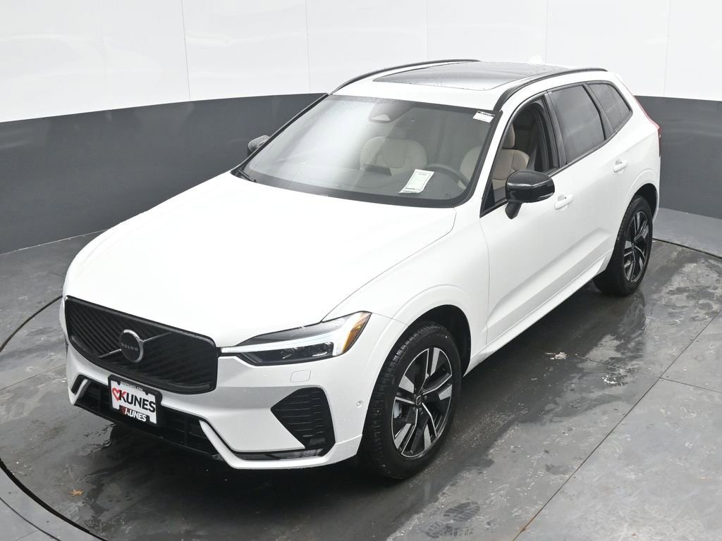 New 2026 Volvo XC60 B5 Plus w/ Protection Package Premier image 33