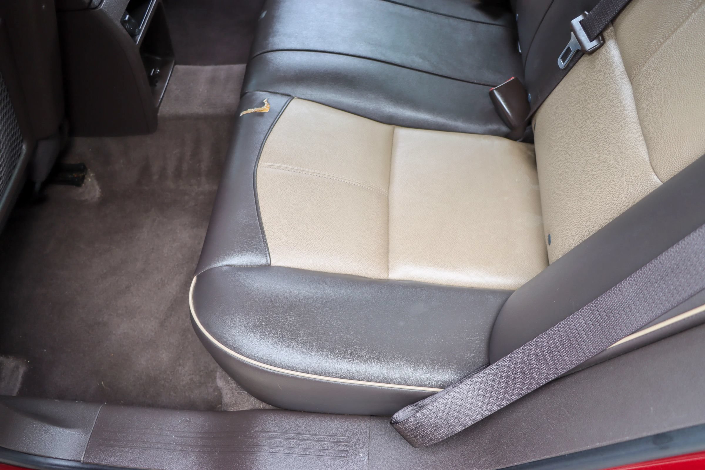 Used 2009 Chevrolet Malibu LTZ FWD image 18