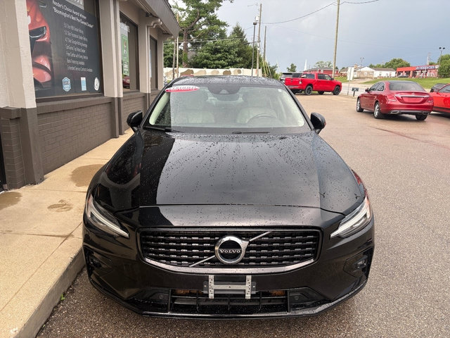 Used 2022 Volvo S60 B5 Inscription AWD/4WD image 7
