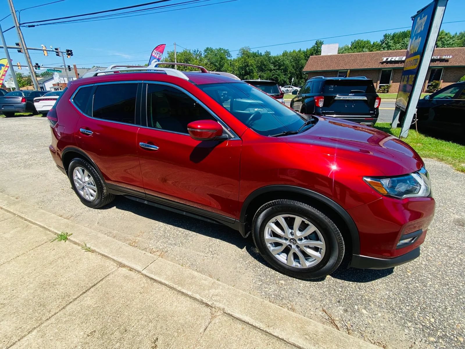 Used 2019 Nissan Rogue SV FWD image 5