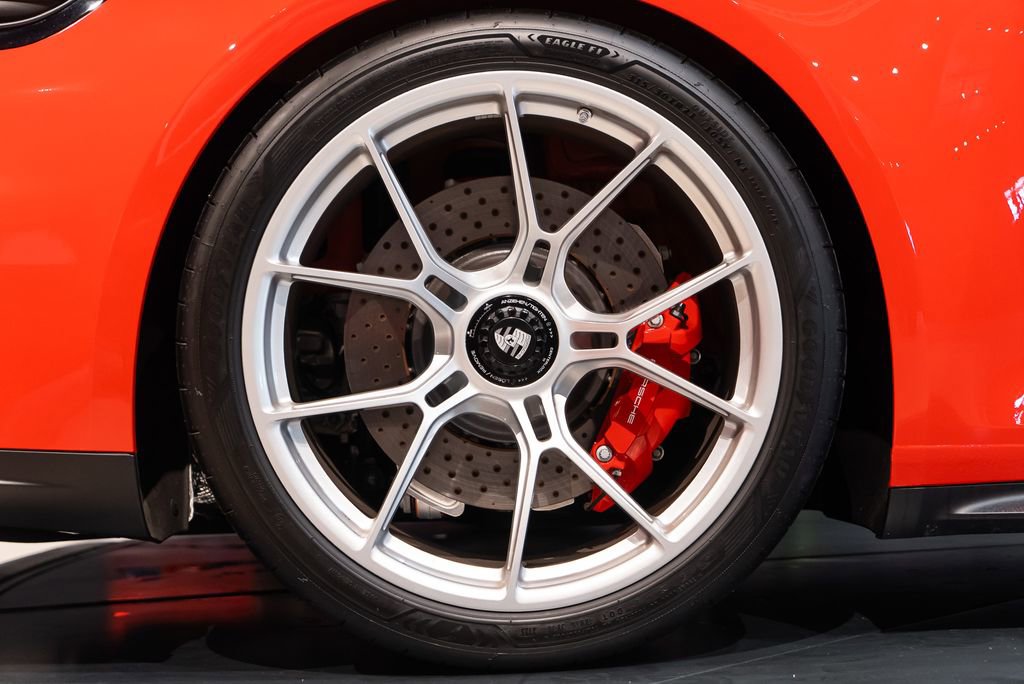 Used 2026 Porsche 911 GT3 RWD image 13