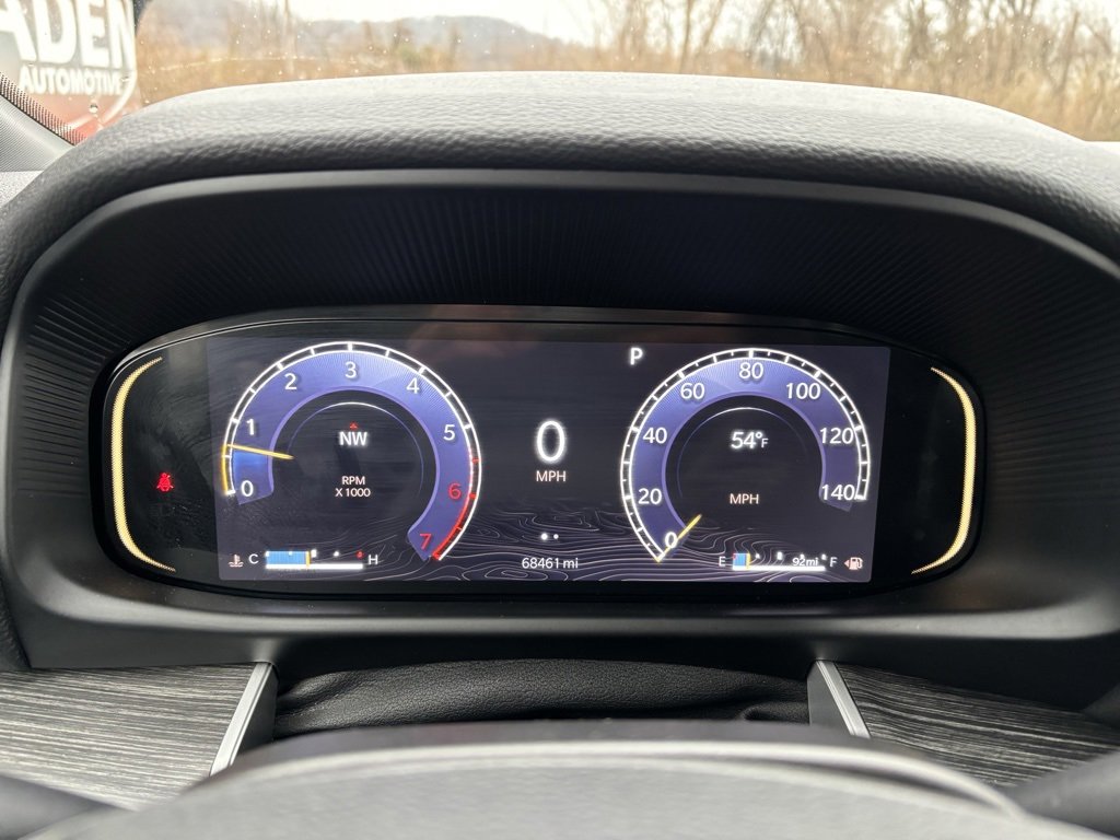 Used 2024 Jeep Wagoneer L Series II w/ Flexible Seating Group image 11