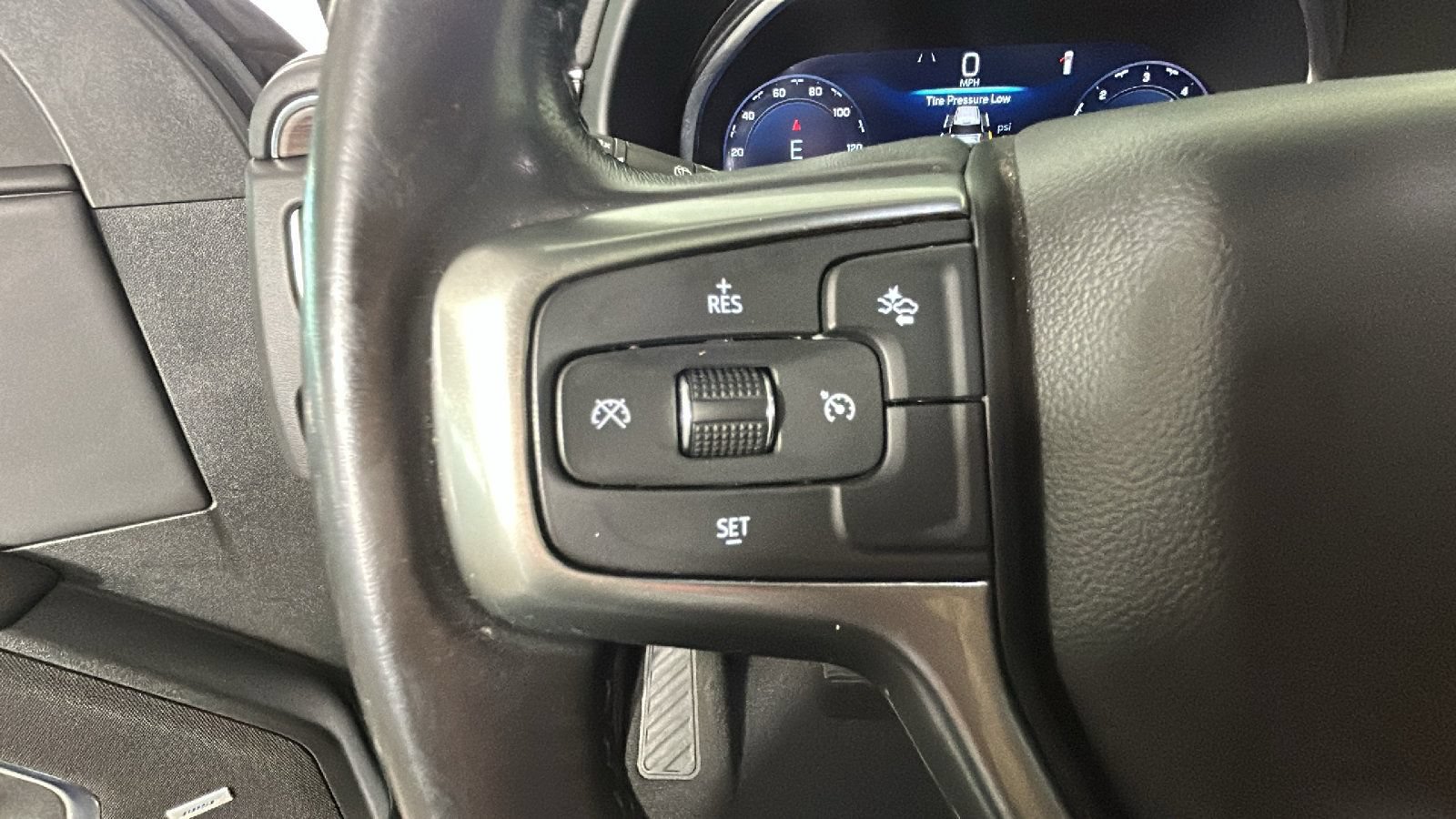 Used 2022 Chevrolet Tahoe Z71 AWD/4WD image 19