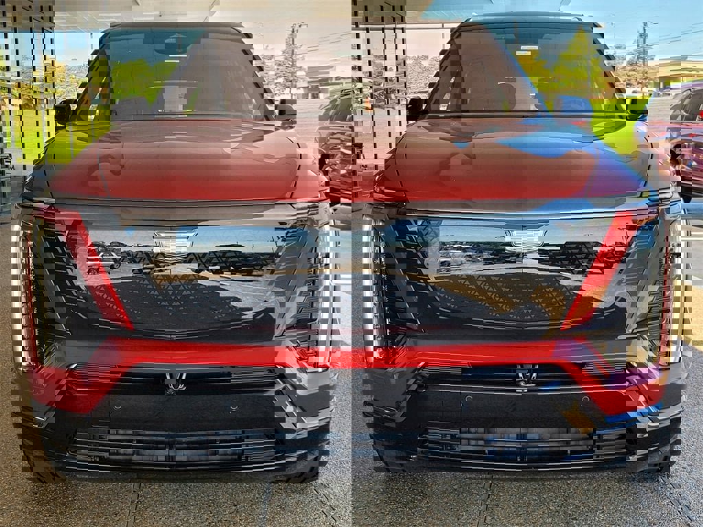 New 2026 Cadillac Vistiq Sport image 5