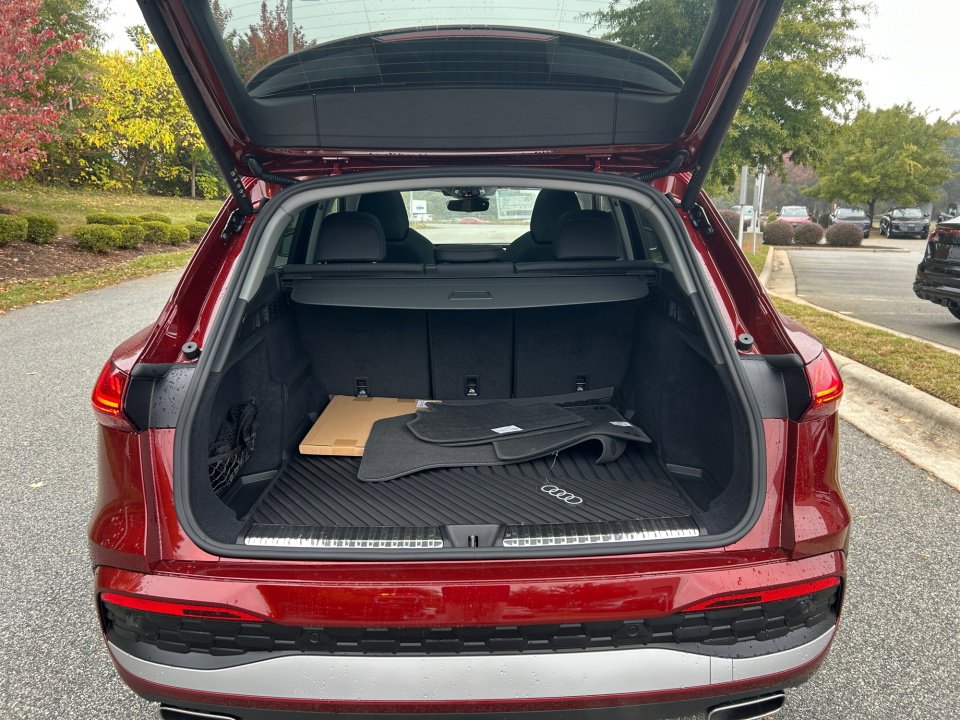 New 2025 Audi Q5 Prestige image 15