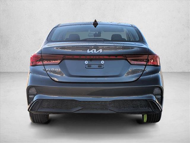 Used 2024 Kia Forte LXS image 6