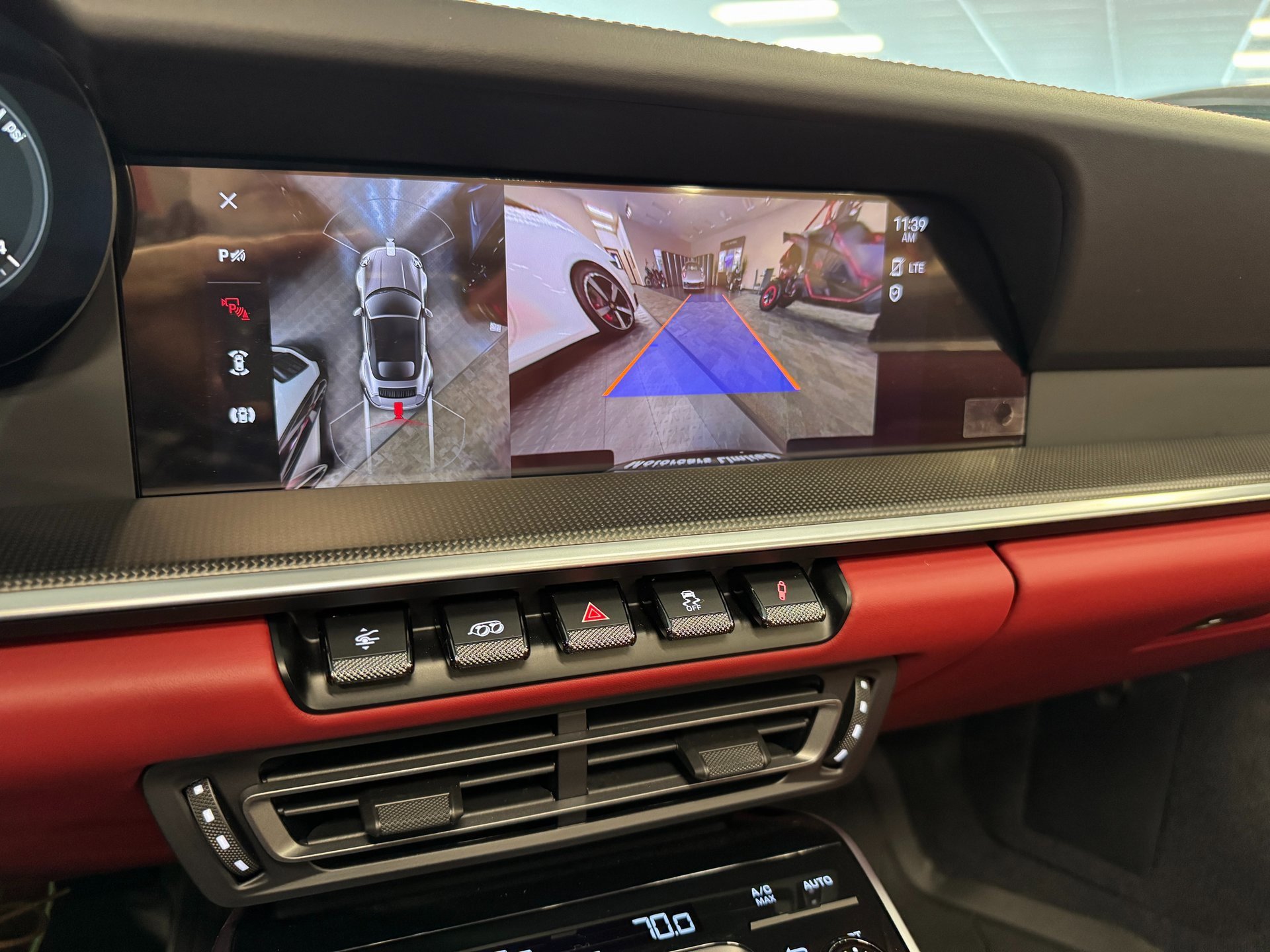 Used 2024 Porsche 911 Turbo image 63