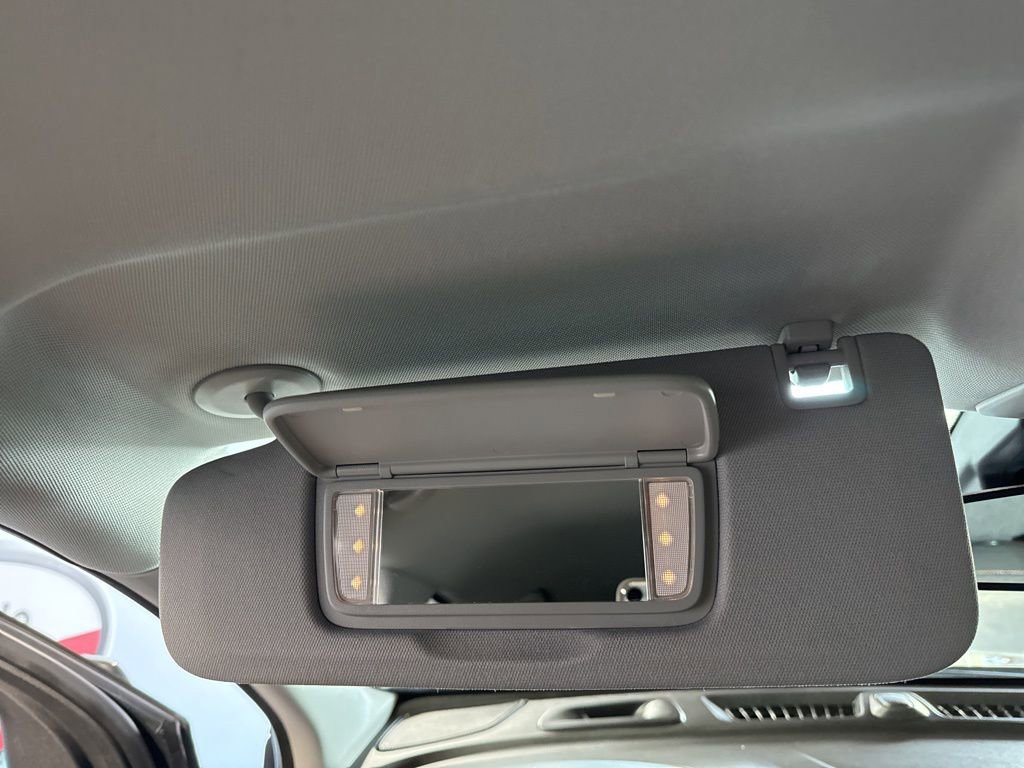 Used 2020 Chevrolet Equinox LT image 50