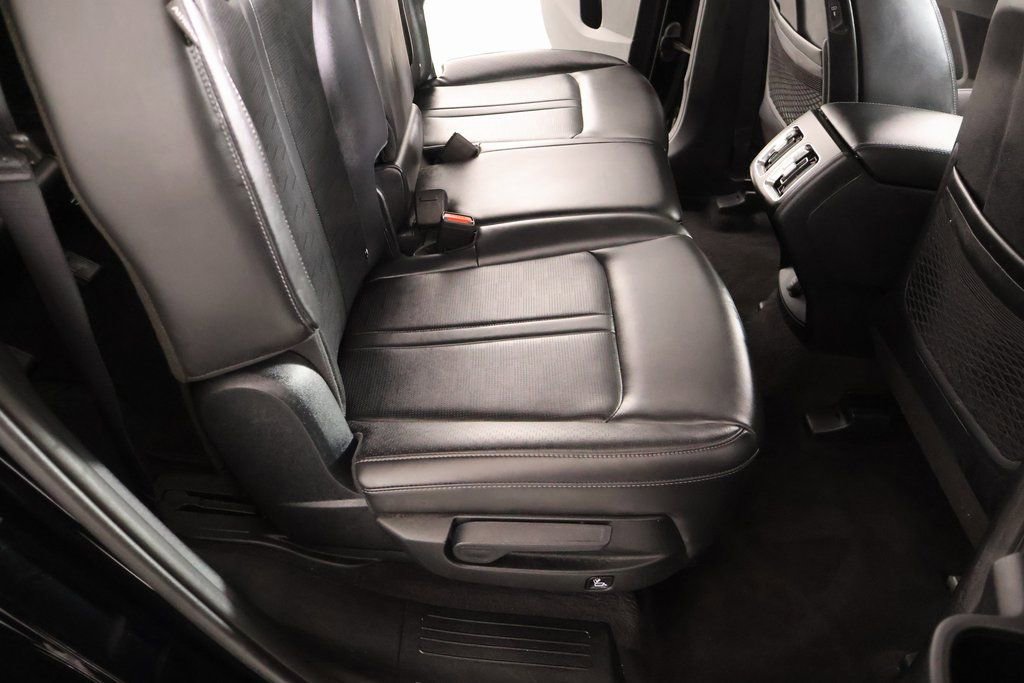 Used 2024 Kia Sorento S image 16