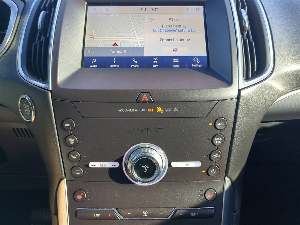 Used 2020 Ford Edge Titanium image 21