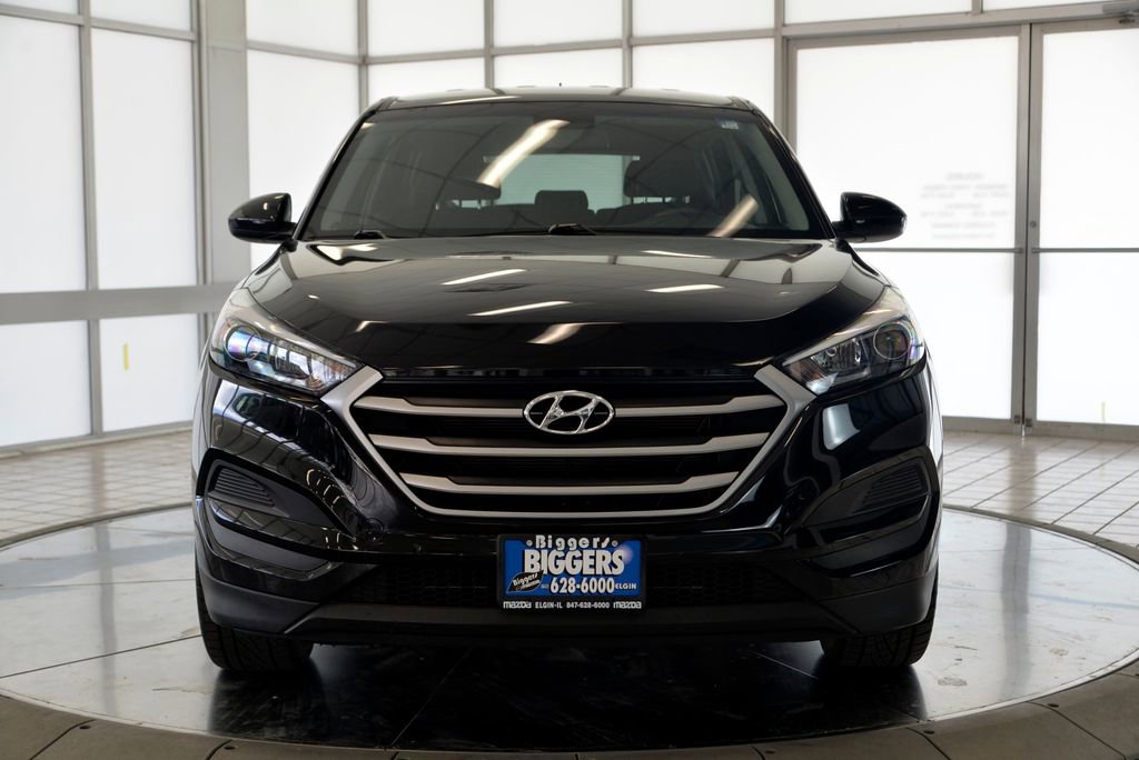 Used 2018 Hyundai Tucson SE w/ Cargo Package FWD image 3