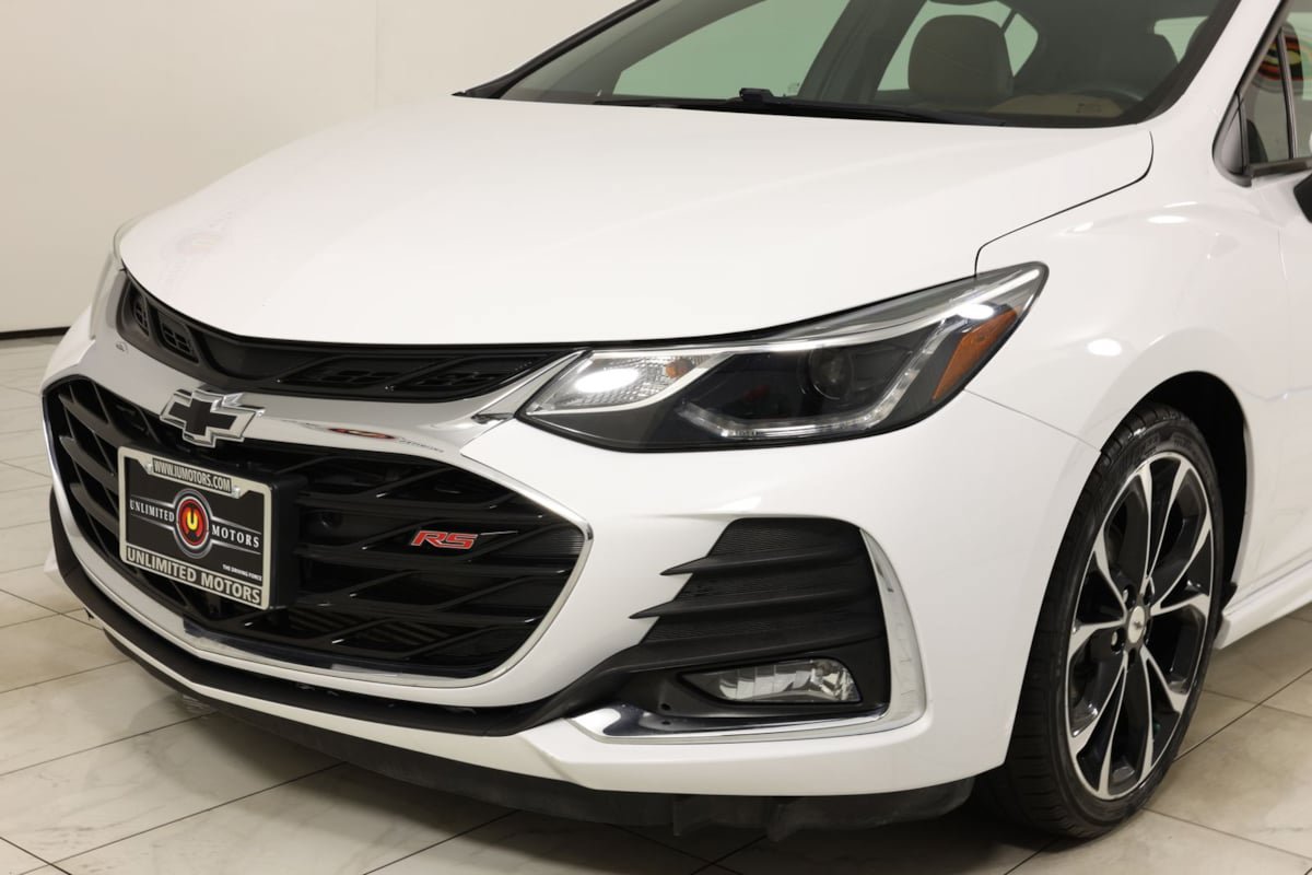 Used 2019 Chevrolet Cruze Premier w/ Sun And Sound Package FWD image 46