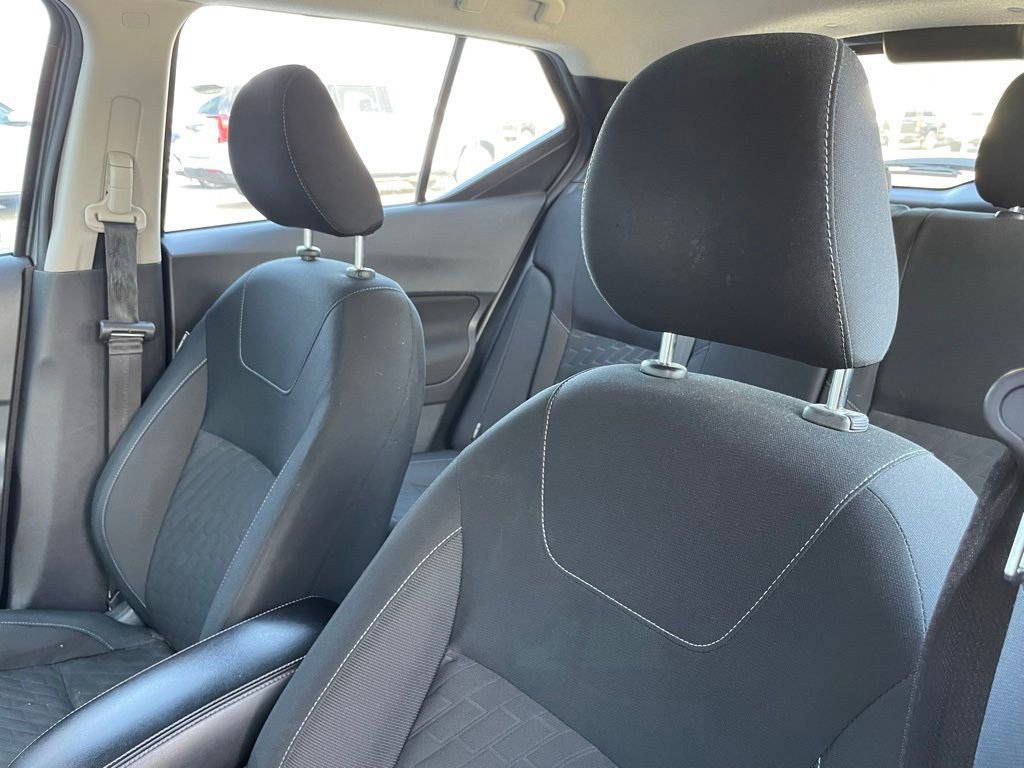 Used 2023 Nissan Kicks SV FWD image 24