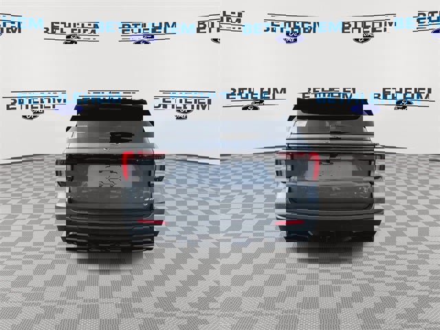 New 2026 Ford Explorer ST-Line w/ ST-Line Street Pack image 7