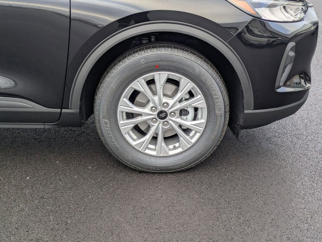 New 2026 Ford Escape Active w/ Cold Weather Package FWD image 21