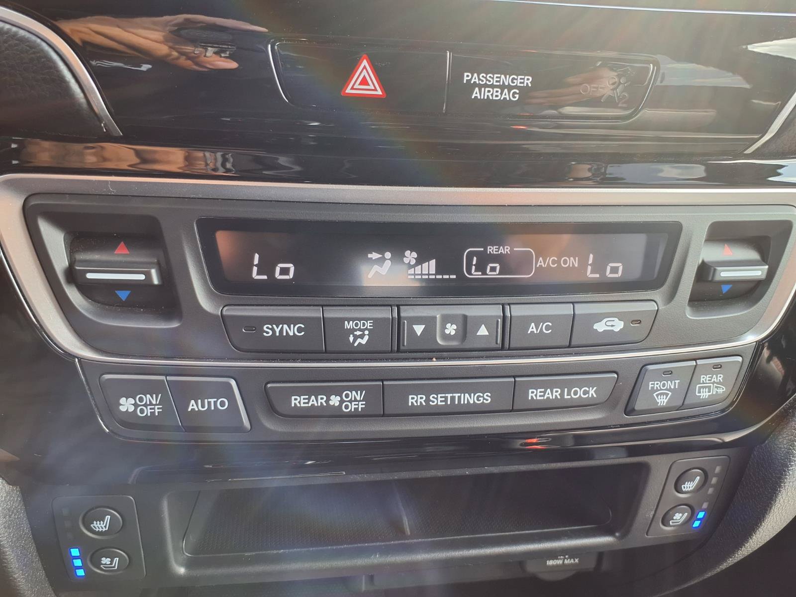 Used 2025 Honda Passport Black Edition image 10