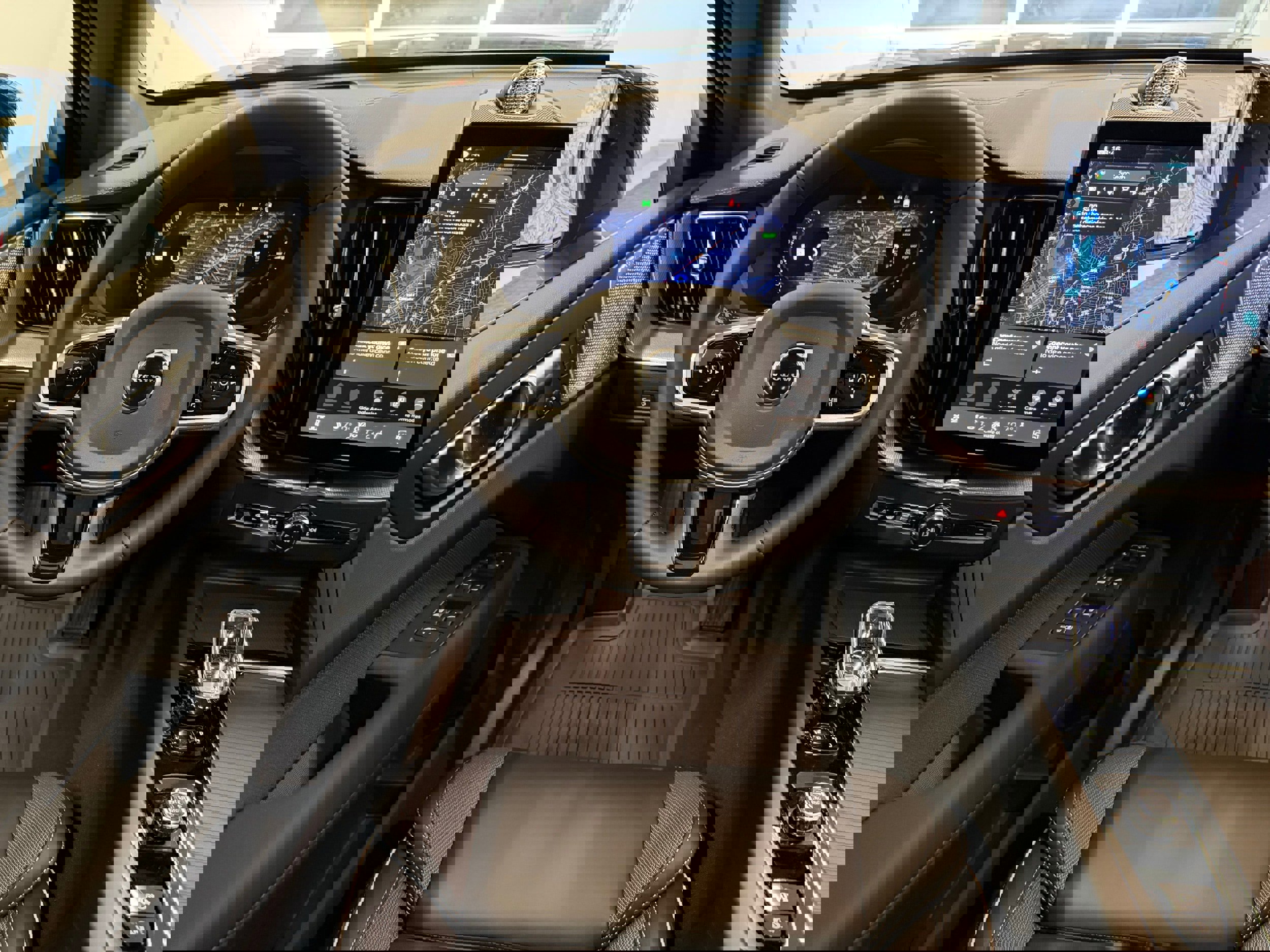 New 2026 Volvo XC60 T8 Polestar image 29