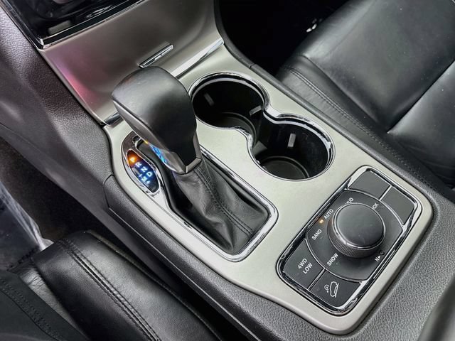 Used 2019 Jeep Grand Cherokee Limited AWD/4WD image 17