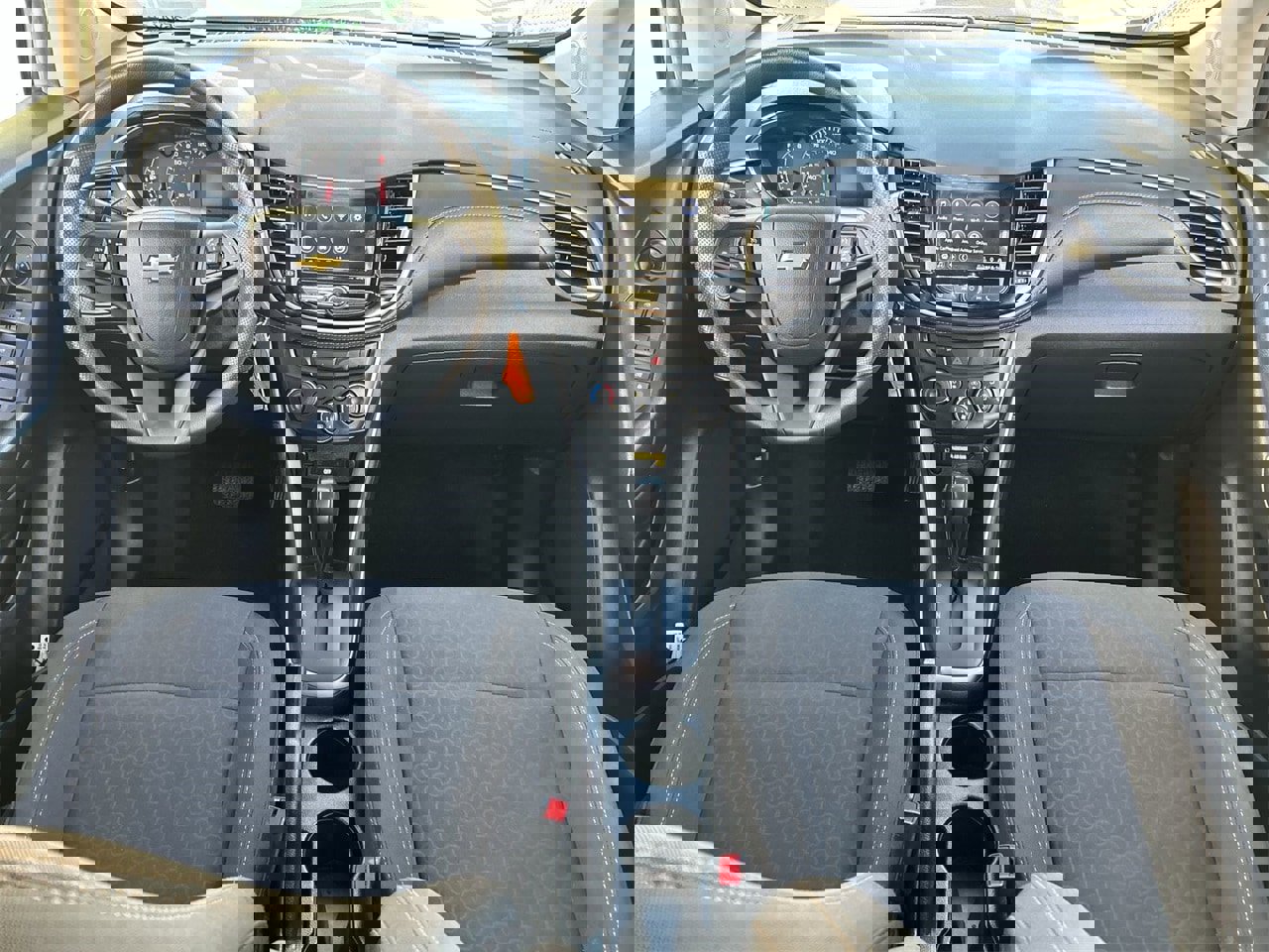 Used 2021 Chevrolet Trax LS w/ Tint and Cruise Package image 11