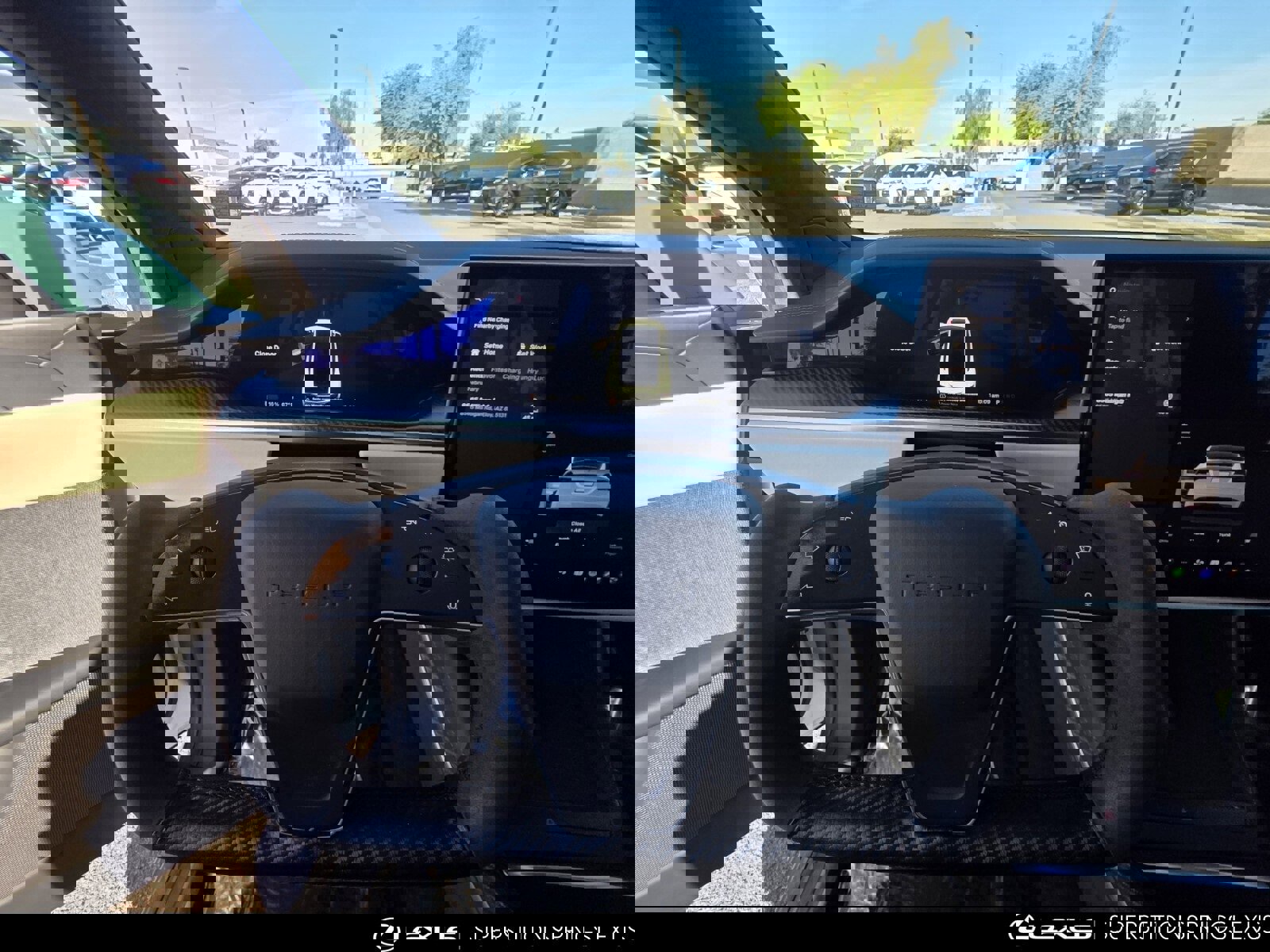 Used 2022 Tesla Model X Plaid image 21