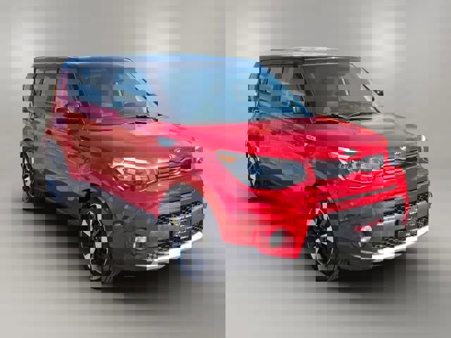 Used 2018 Kia Soul + image 3