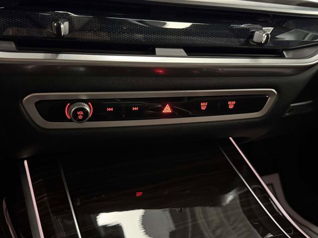 Used 2024 BMW X7 xDrive40i w/ Executive Package AWD/4WD image 30