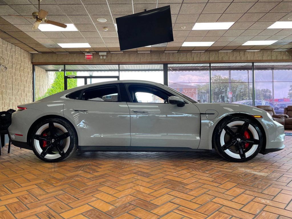 Used 2025 Porsche Taycan 4S w/ Premium Package AWD/4WD image 7